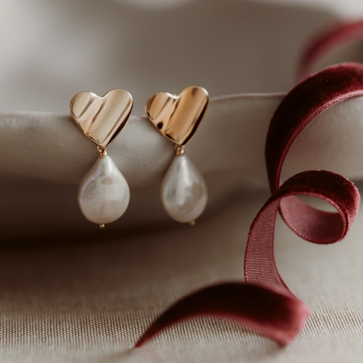 Silberohrringe Heart of Gold - Naturperlen - Indira