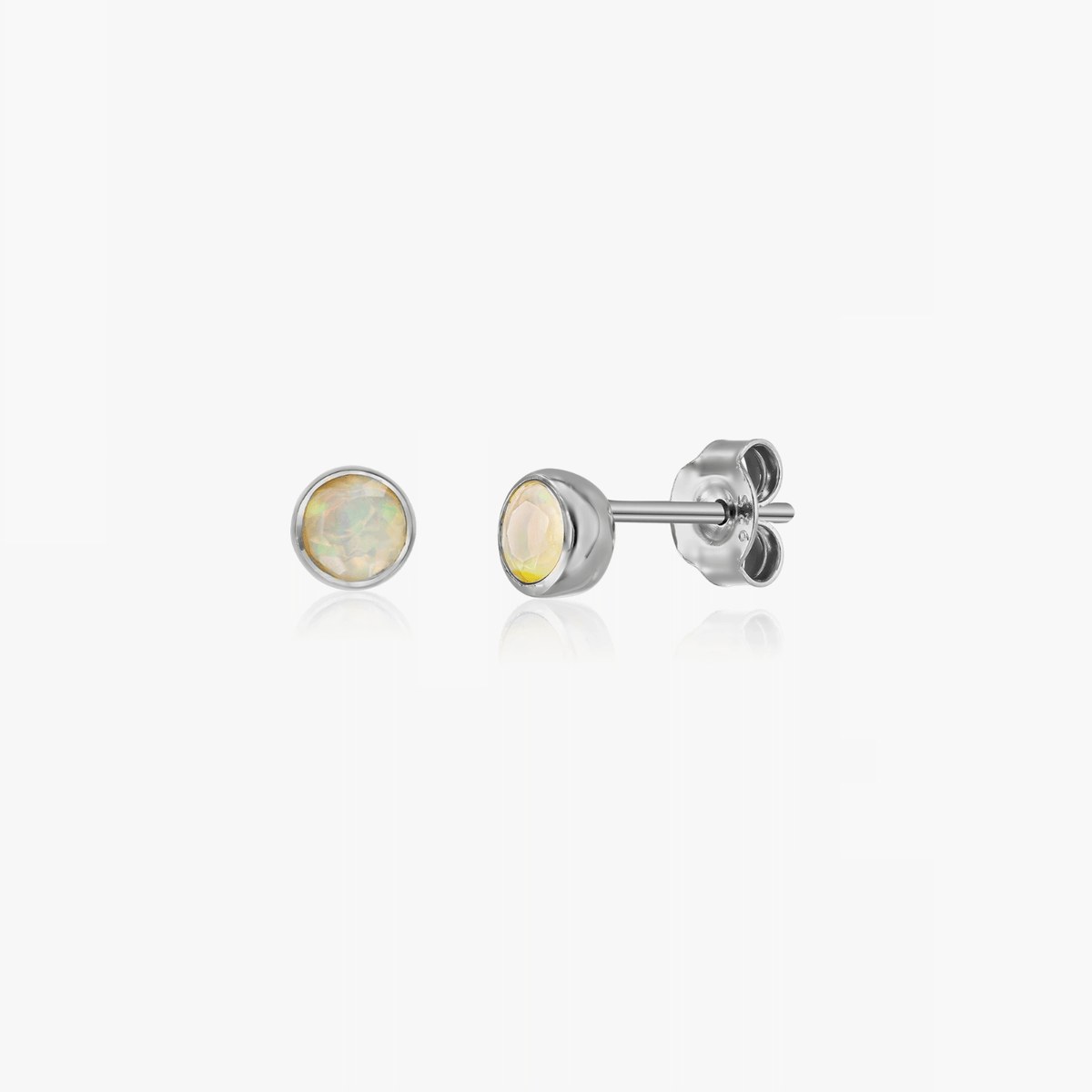 Silberohrringe mit Geburtsstein Oktober – Opal – Indira