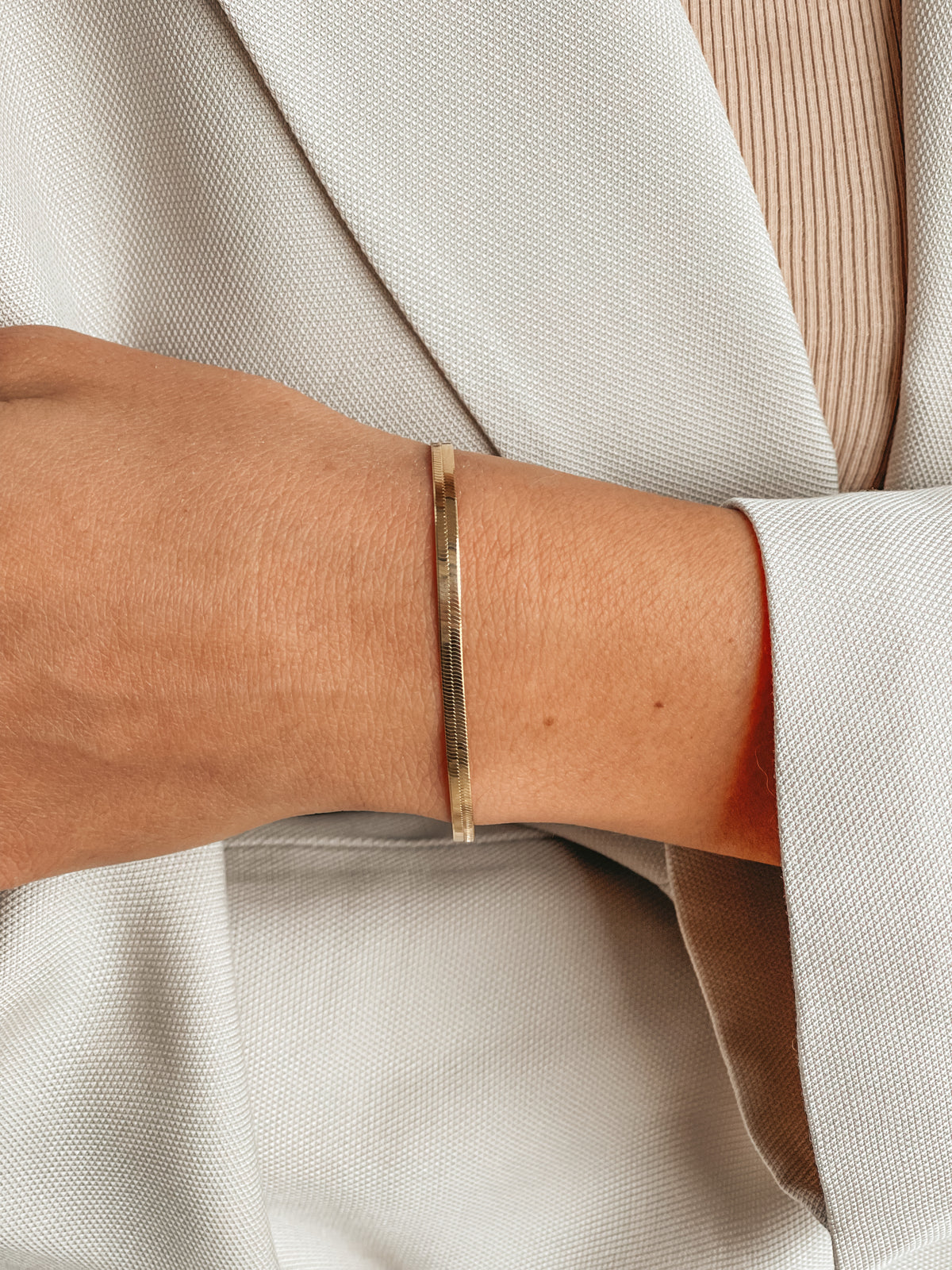 Silberarmband Golden Herringbone - Indira