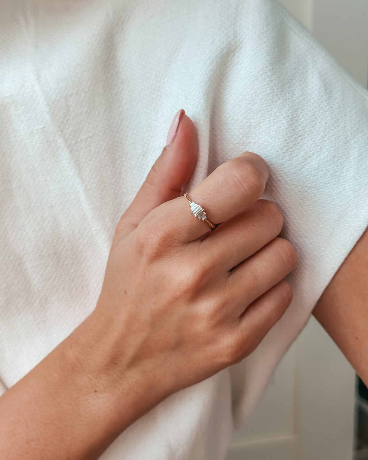 Mira-Ring aus Gelbgold mit Diamanten – Indira
