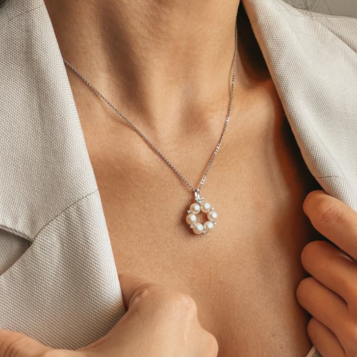 Indira Pearl Crown Silberkette mit natürlichen Perlen